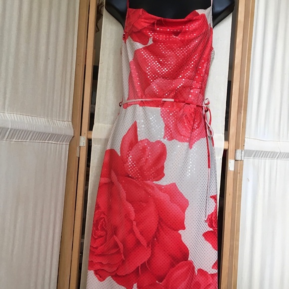 🌹 LE CHATEAU: Size Medium ( 4-6) 💫 - Picture 2 of 14